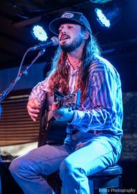 Check out your photos with Ian Munsick at  W.O. Wrights on Tuesday, September 21st, 2021.