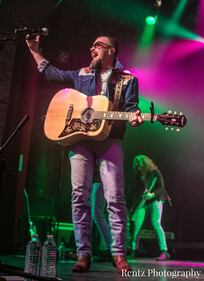 Check out the photos from Elvie Shane & Frank Ray's concert at Bogart's in Cincinnati on Thursday, March 24th, 2022