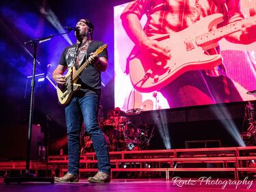 Check out the photos from Lee Brice's concert at PNC Pavilion in Cincinnati with Jackson Dean and Michael Ray on Friday, September 16th, 2022.
