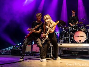 Check out the photos from our 32nd Birthday Bash Concert at the Rose Music Center with Lee Brice and Lindsay Ell on August 13th, 2021
