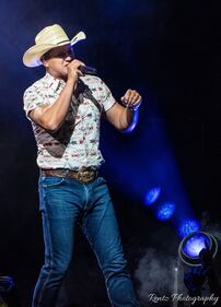 Check out the photos from Jon Pardi's concert at the Rose Music Center with Lainey Wilson and Hailey Whitters on Saturday, September 17th, 2022.