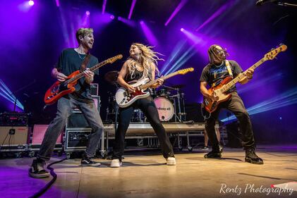 Check out the photos from our 32nd Birthday Bash Concert at the Rose Music Center with Lee Brice and Lindsay Ell on August 13th, 2021