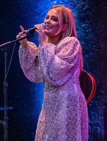 Check out your photos with MaRynn Taylor at the Flying Pig Tavern on Friday, October 13th, 2023.