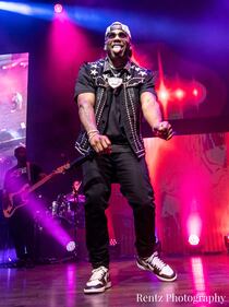 View photos from Nelly's concert with Harper Grace and Blanco Brown at the Icon Music Center in Cincinnati on November 14th, 2021