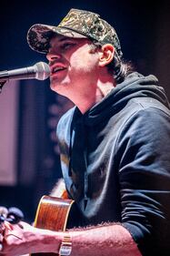 Check out your photos with Matt Stell at the Flying Pig Tavern on Monday, February 5th, 2024.