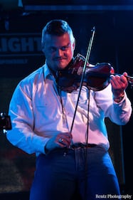 Check out your photos with Ian Munsick at  W.O. Wrights on Tuesday, September 21st, 2021.