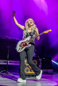 Check out the photos from our 32nd Birthday Bash Concert at the Rose Music Center with Lee Brice and Lindsay Ell on August 13th, 2021