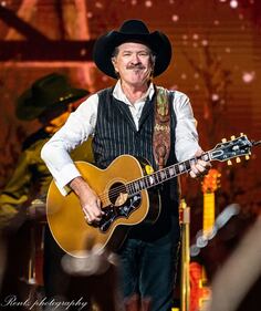 Check out the photos from Brooks & Dunn's concert with Scotty McCreery, and Megan Moroney at Nationwide Arena in Columbus on June 16th, 2023.