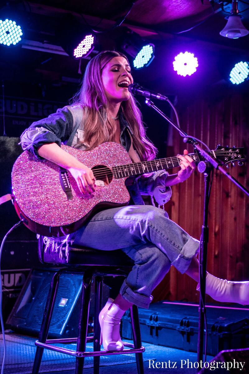 Check out your photos with Tenille Arts and George Birge from Wednesday, October 20th, 2021