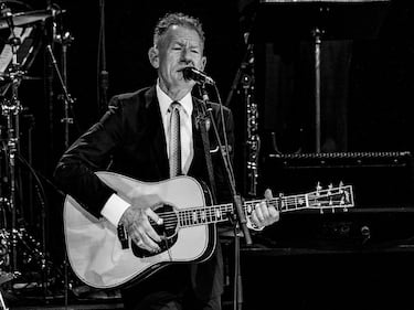 View the photos from Lyle Lovett's concert at The Rose Music Center on July 26th, 2023.