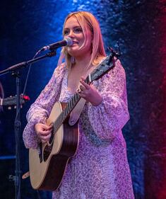 Check out your photos with MaRynn Taylor at the Flying Pig Tavern on Friday, October 13th, 2023.