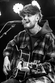 Check out your photos with Jordan Harvey at W.O. Wrights on October 11th, 2022.