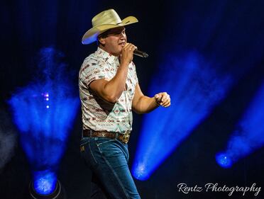 Check out the photos from Jon Pardi's concert at the Rose Music Center with Lainey Wilson and Hailey Whitters on Saturday, September 17th, 2022.