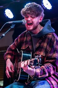 Check out your photos with Jordan Harvey at W.O. Wrights on October 11th, 2022.