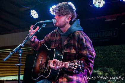 Check out your photos with Jordan Harvey at W.O. Wrights on October 11th, 2022.