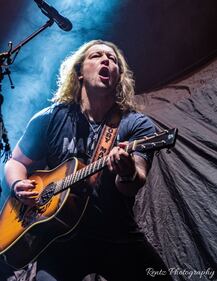 Check out your photos of Corey Marks at the Schottenstein Center in Columbus on Monday, November 14th, 2022.