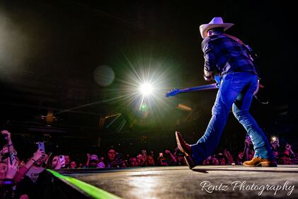 Check out the photos from Justin Moore's concert with Priscilla Block & Jake McVey at Truist Arena on February 9th, 2023.