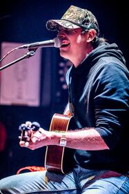 Check out your photos with Matt Stell at the Flying Pig Tavern on Monday, February 5th, 2024.