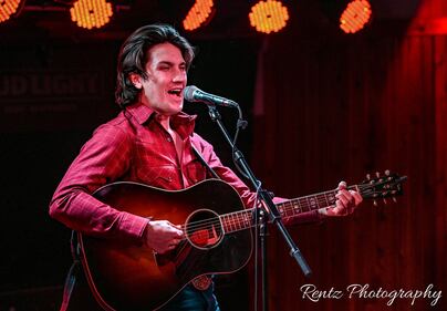 Check out your photos with Drake Milligan at W.O. Wrights in Beavercreek on January 26th, 2023
