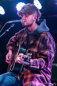 Check out your photos with Jordan Harvey at W.O. Wrights on October 11th, 2022.