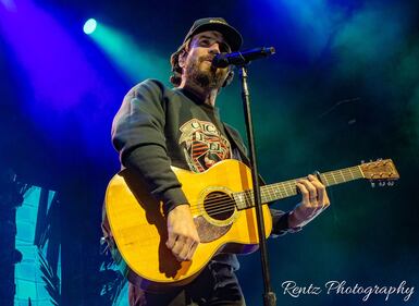 Check out the photos from Sam Hunt's concert with Ryan Hurd at The Rose Music Center on Saturday, October 1st, 2022.