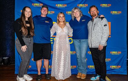 Check out your photos with MaRynn Taylor at the Flying Pig Tavern on Friday, October 13th, 2023.