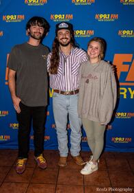 Check out your photos with Ian Munsick at  W.O. Wrights on Tuesday, September 21st, 2021.