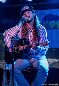 Check out your photos with Ian Munsick at  W.O. Wrights on Tuesday, September 21st, 2021.