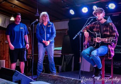 Check out your photos with Jordan Harvey at W.O. Wrights on October 11th, 2022.