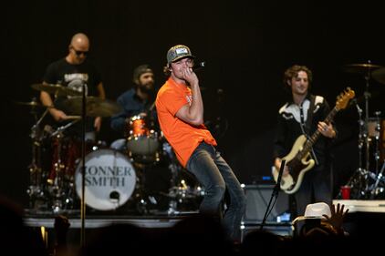 Check out the photos from the closing night of Thomas Rhett's Bring The Bar To You Tour featuring Parker McCollum and Conner Smith on Saturday, October 15th, 2022.