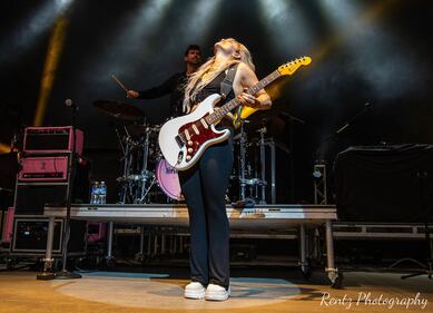 Check out the photos from our 32nd Birthday Bash Concert at the Rose Music Center with Lee Brice and Lindsay Ell on August 13th, 2021