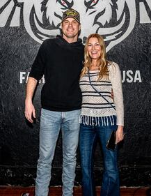 Check out your photos with Matt Stell at the Flying Pig Tavern on Monday, February 5th, 2024.
