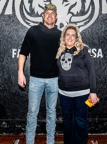 Check out your photos with Matt Stell at the Flying Pig Tavern on Monday, February 5th, 2024.
