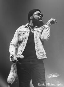 View photos from Nelly's concert with Harper Grace and Blanco Brown at the Icon Music Center in Cincinnati on November 14th, 2021
