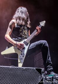 Check out your photos of Corey Marks at the Schottenstein Center in Columbus on Monday, November 14th, 2022.