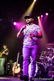 Check out the photos from Frank Ray's concert at Bogart's in Cincinnati on Thursday, March 24th, 2022.