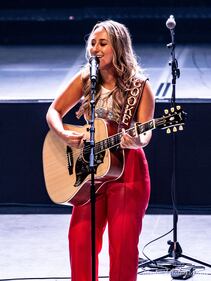 Check the photos from Brett Young, Morgan Evans, & Ashley Cooke's concert at KEMBA LIVE! in Columbus on Thursday, March 30th, 2023