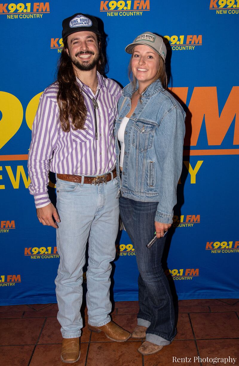 Check out your photos with Ian Munsick at W.O. Wrights on Tuesday, September 21st, 2021.