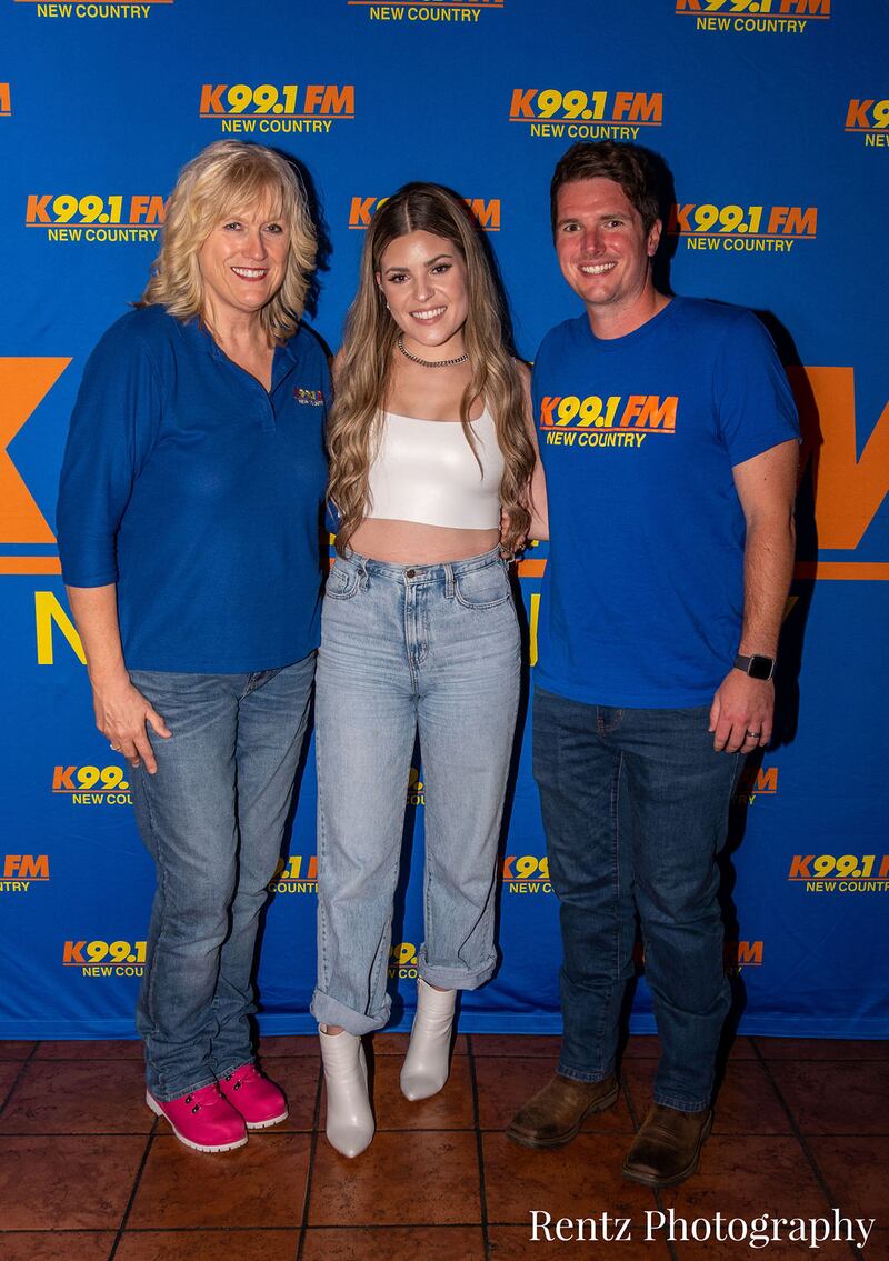 Check out your photos with Tenille Arts and George Birge from Wednesday, October 20th, 2021