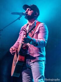 Check out the photos from Frank Ray's concert at Bogart's in Cincinnati on Thursday, March 24th, 2022.