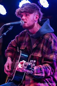 Check out your photos with Jordan Harvey at W.O. Wrights on October 11th, 2022.
