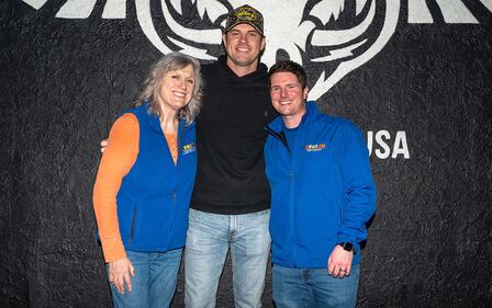 Check out your photos with Matt Stell at the Flying Pig Tavern on Monday, February 5th, 2024.