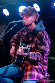 Check out your photos with Jordan Harvey at W.O. Wrights on October 11th, 2022.