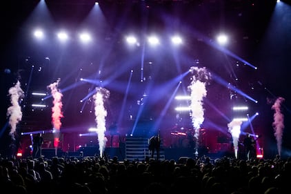 Check out the photos from the closing night of Thomas Rhett's Bring The Bar To You Tour featuring Parker McCollum and Conner Smith on Saturday, October 15th, 2022.