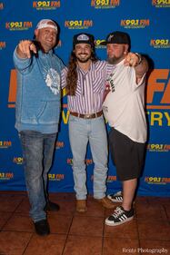 Check out your photos with Ian Munsick at  W.O. Wrights on Tuesday, September 21st, 2021.