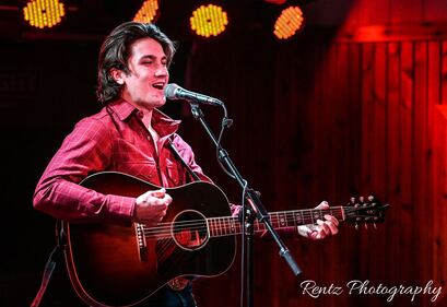 Check out your photos with Drake Milligan at W.O. Wrights in Beavercreek on January 26th, 2023