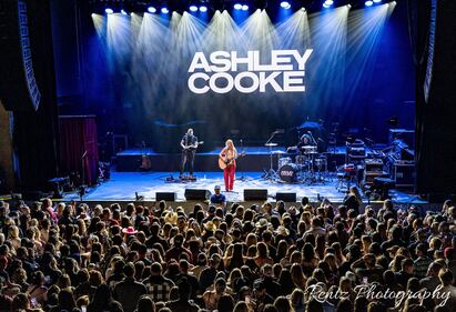 Check the photos from Brett Young, Morgan Evans, & Ashley Cooke's concert at KEMBA LIVE! in Columbus on Thursday, March 30th, 2023