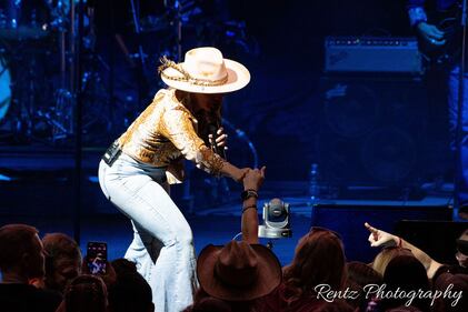 Check out the photos from Jon Pardi's concert at the Rose Music Center with Lainey Wilson and Hailey Whitters on Saturday, September 17th, 2022.