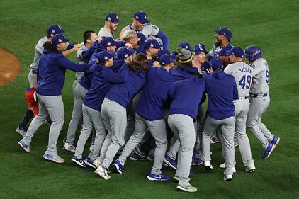 Scenes from the World Series-Game 5