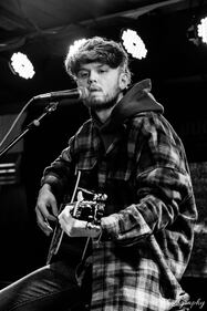 Check out your photos with Jordan Harvey at W.O. Wrights on October 11th, 2022.